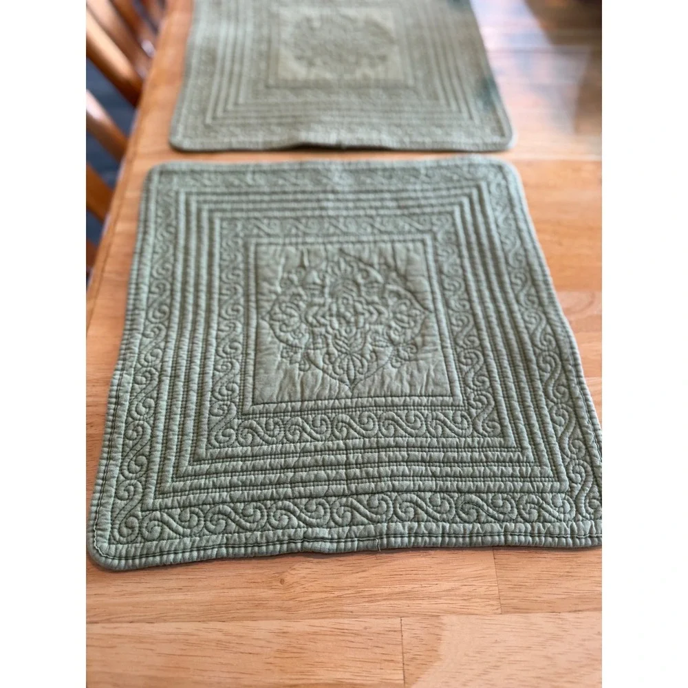 Set of 4 Quilted Sage Green Square Placemats 14